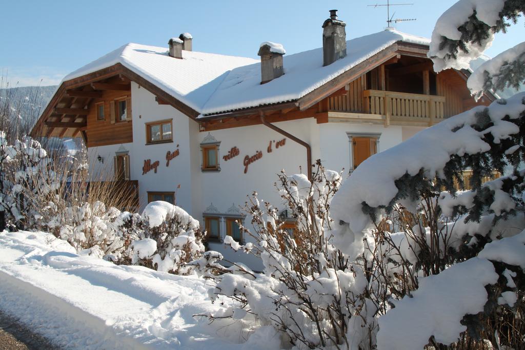 Garni Goccia D'Oro Hotel Cavalese Kültér fotó