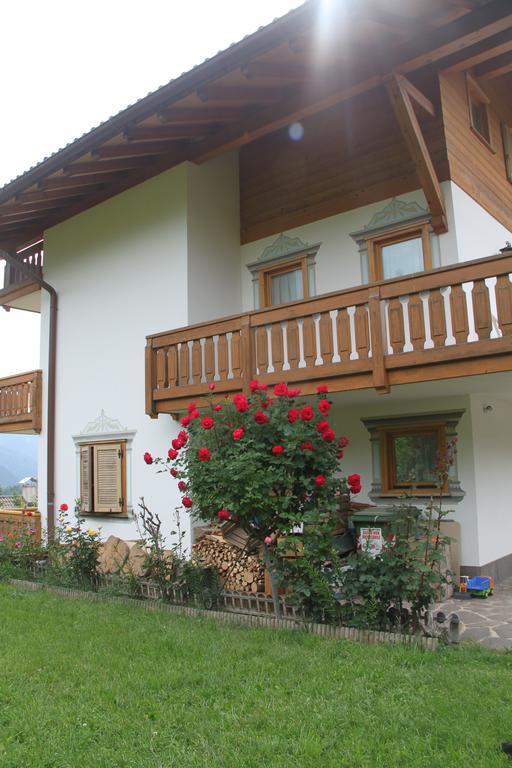 Garni Goccia D'Oro Hotel Cavalese Kültér fotó